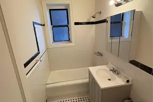 30 Locust Hill Ave, Yonkers, NY 10701 - Photo 7