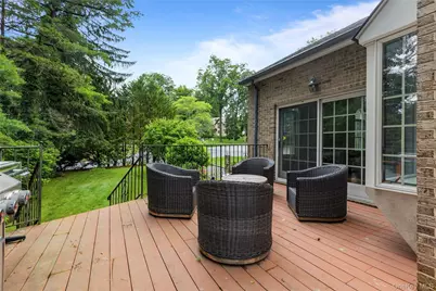 191 Beechmont Drive, New Rochelle, NY 10804 - Photo 43