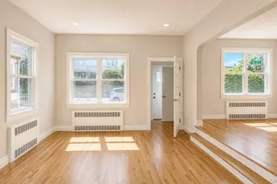 2-84 Beach 19th St, Far Rockaway, NY 11691 - Photo 3