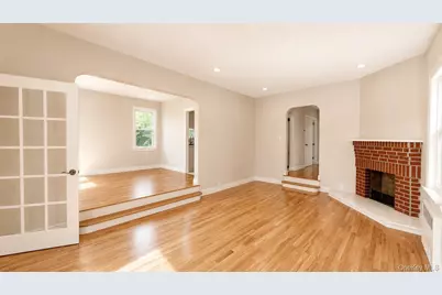 284 Beach 19th Street #1, Far Rockaway, NY 11691 - Photo 5
