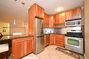 67-40 Yellowstone Blvd, Forest Hills, NY 11375 - Photo 9