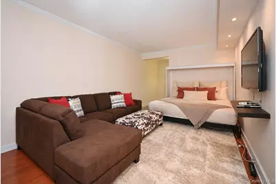 67-40 Yellowstone Boulevard #4M, Forest Hills, NY 11375 - Photo 7
