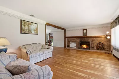 92 Christian Avenue, Stony Brook, NY 11790 - Photo 3