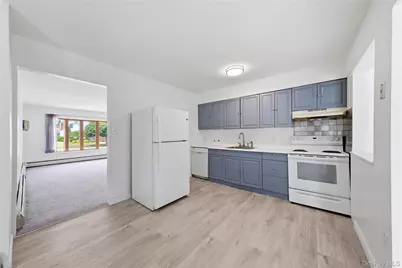 67 E End Avenue, Hicksville, NY 11801 - Photo 9