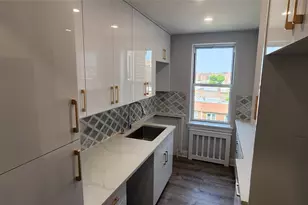 105-38 63rd Dr, Forest Hills, NY 11375 - Photo 3