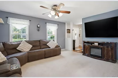 28 Cedar Heights Drive, Ridge, NY 11961 - Photo 13