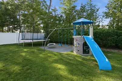 28 Cedar Heights Drive, Ridge, NY 11961 - Photo 11