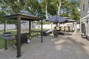 28 Cedar Heights Dr, Ridge, NY 11961 - Photo 5