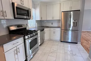 15 Mirin Ave, Roosevelt, NY 11575 - Photo 19