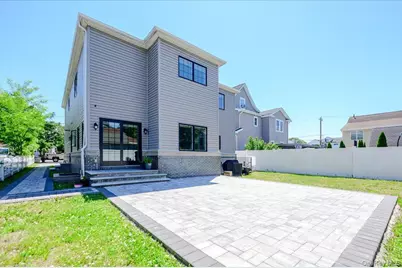 345 Washington Avenue, Cedarhurst, NY 11516 - Photo 33