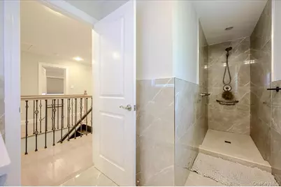 345 Washington Avenue, Cedarhurst, NY 11516 - Photo 25