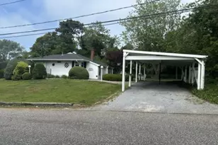 3 Windmill Ln, Hampton Bays, NY 11946 - Photo 13