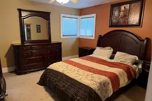 935 Montauk Ave, Islip Terrace, NY 11752 - Photo 9