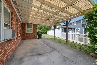 1026 W Broadway, Woodmere, NY 11598 - Photo 29