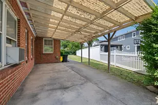 1026 W Broadway, Woodmere, NY 11598 - Photo 29