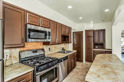 78 McKee Street, Floral Park, NY 11001 - Photo 9