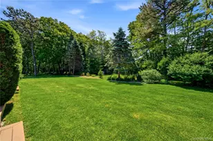 132 Willow Wood Dr, Oakdale, NY 11769 - Photo 39