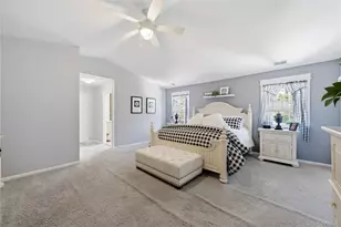 132 Willow Wood Dr, Oakdale, NY 11769 - Photo 19