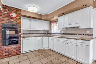 1501 Howell Rd, Valley Stream, NY 11580 - Photo 7