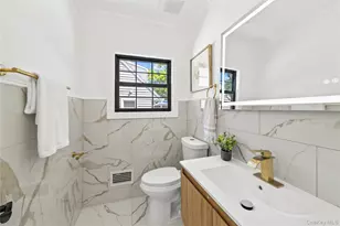 149 Fendale St, Franklin Square, NY 11010 - Photo 23