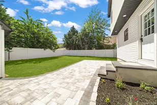149 Fendale St, Franklin Square, NY 11010 - Photo 43