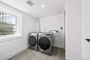 149 Fendale St, Franklin Square, NY 11010 - Photo 37