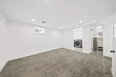 149 Fendale Street, Franklin Square, NY 11010 - Photo 35