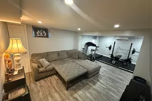 1626 Paula Ln, East Meadow, NY 11554 - Photo 23