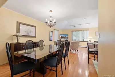 152 Nassau Drive, Albertson, NY 11507 - Photo 7