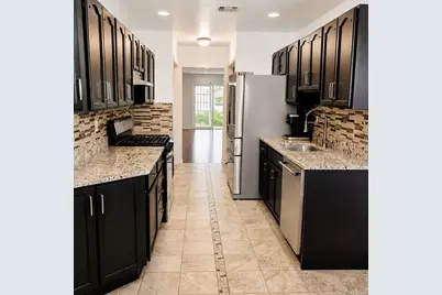226 Westside Avenue #B23, Freeport, NY 11520 - Photo 5