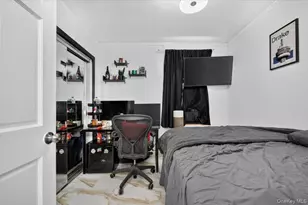 95-13 85th St, Ozone Park, NY 11416 - Photo 13