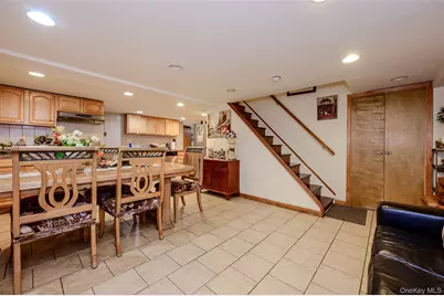 84 Ridgewood Avenue, Yonkers, NY 10704 - Photo 17