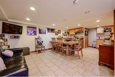 84 Ridgewood Avenue, Yonkers, NY 10704 - Photo 19