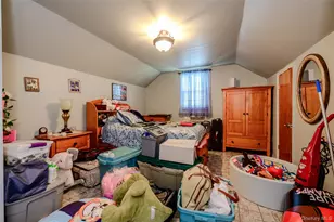 84 Ridgewood Ave, Yonkers, NY 10704 - Photo 11