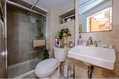 84 Ridgewood Avenue, Yonkers, NY 10704 - Photo 9