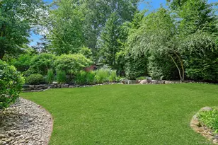 185 N Lincoln St, Pearl River, NY 10965 - Photo 3