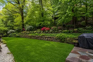 20 Dorchester Dr, Scarsdale, NY 10583 - Photo 13