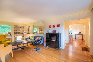 20 Dorchester Dr, Scarsdale, NY 10583 - Photo 3