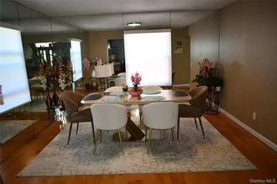 280 Park Avenue W, Westbury, NY 11590 - Photo 7