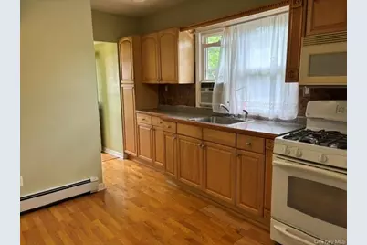 22 E 5th Street, Huntington Station, NY 11746 - Photo 3