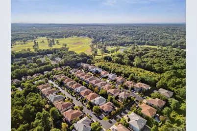 20 Kettlepond Road, Jericho, NY 11753 - Photo 5
