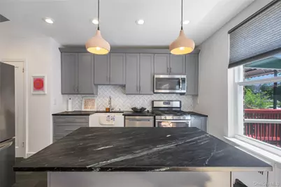 3446 Corlear Avenue #1, Bronx, NY 10463 - Photo 5