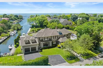 10 Magoun Road, West Islip, NY 11795 - Photo 3