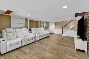 10 Magoun Rd, West Islip, NY 11795 - Photo 27