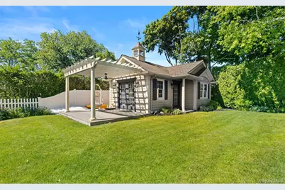 10 Magoun Road, West Islip, NY 11795 - Photo 31