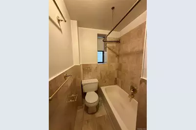 142 E 49th Street #5B, New York, NY 10017 - Photo 5