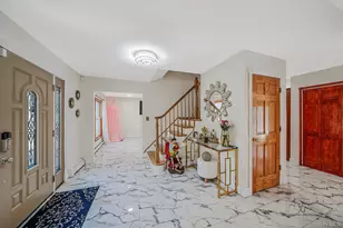 5 Priscilla Ave, Holtsville, NY 11742 - Photo 23