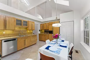 1 Deerfoot Ln, Yonkers, NY 10710 - Photo 11