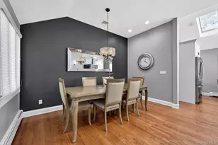 105 N Hamilton Ave, Lindenhurst, NY 11757 - Photo 9