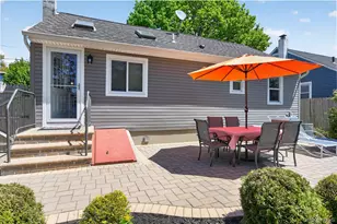 105 N Hamilton Ave, Lindenhurst, NY 11757 - Photo 23